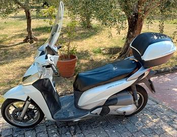 HONDA SH 300 i