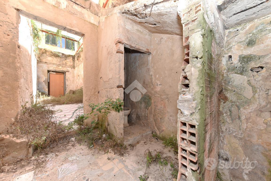3 LOCALI A CAGLIARI - Vista 5