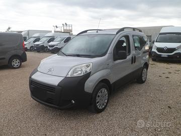 Fiat Fiorino 5 posti autovettura