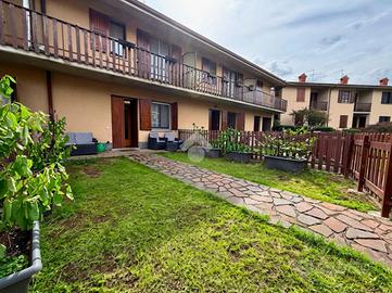 VILLA A SCHIERA A DALMINE