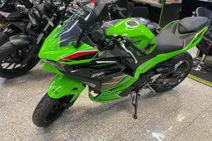 Kawasaki ninja 500 SE