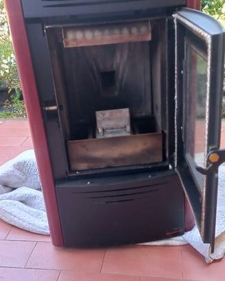 Stufa a pellet nordica dorina exstraflame
