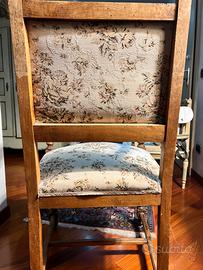 SEDIA IN LEGNO CON IMBOTTITURA