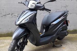 MORBIDELLI SC125 LX + Bauletto e Parabrezza