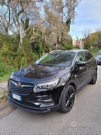 Opel Grandland X 1.6 diesel 120 cv