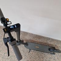 monopattino ninebot G30 pro max