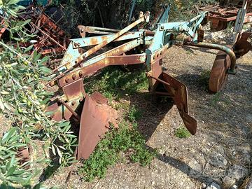 Aratro bivomere trainato NARDI 3 BT/F