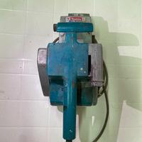 Levigatrice a Nastro MAKITA Modello 9924DB