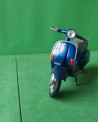 maisto Piaggio Vespa PK 50 XL rush modificata