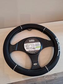 Accessori auto - volante e coprisedili + omaggio