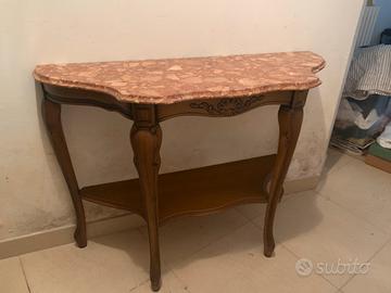 Consolle in legno con ripiano in marmo