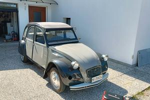 Charleston 2CV