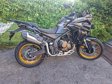 TURISMO BICILINDRICA VOGE VALICO 625 DSX