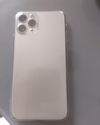 IPHONE 11 PRO + VETRO PROTETTIVO + COVER NUOVI