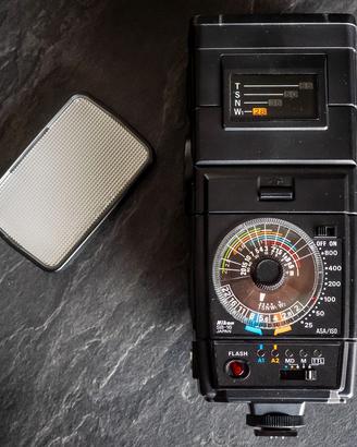 Flash Nikon SB-16B TTL con diffusore SW-7