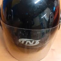 Casco moto TNT.