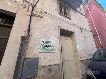 CASA SEMINDIPENDENTE A ALCAMO