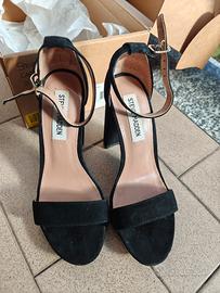 Steve Madden sandali neri camoscio