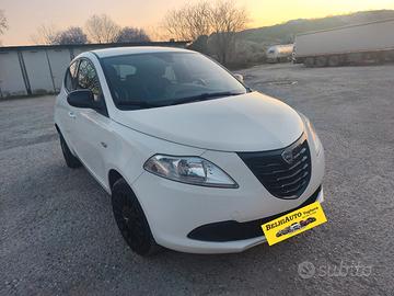 Lancia Ypsilon 2014---1.2 Benzina Neopatentati