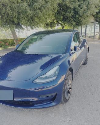 TESLA M3 AWD  long range 