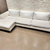 Divano Saba Italia tre posti con chaise longue