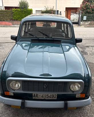 RENAULT 4