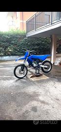 yamaha YZ125 (athena 144)