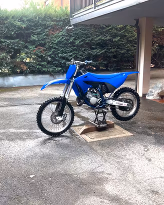 yamaha YZ125 (athena 144)
