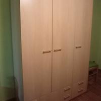 armadio a due o tre ante