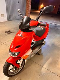 Scooter Aprilia 50 sr