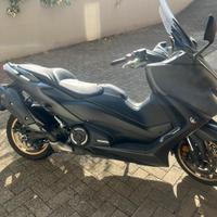 Tmax 560 tech modello 2021