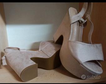 scarpe da donna con zeppa 