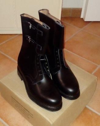 Anfibi militari originali in vera pelle nuovi n.49