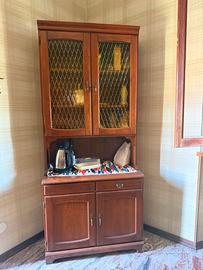 Credenza cristalliera classica in legno massello