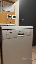 lavastoviglie BOSCH  free standing