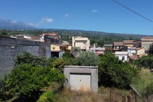 TER. RESIDENZIALE A GIARRE