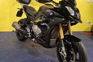 BMW XR 1000 s  - TRIPLEBLACK
