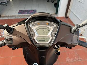 Kymco People S 200i  2022 km2000