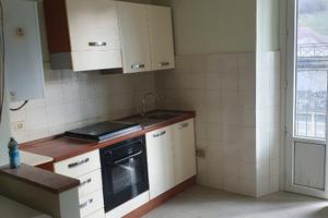 Ponte Nossa con due camere tre cantine e box