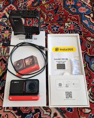 Action cam Insta360 ONE RS 4K + motorcycle mount