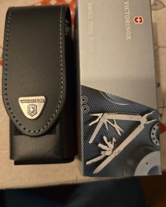 Victorinox Multitool SwissTool X Plus.