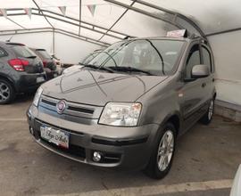 Occassione FIAT Panda 12. emozion clima +garanz