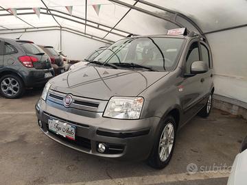 Occassione FIAT Panda 12. emozion clima +garanz