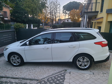 Ford Focus sw 2012