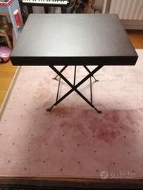 Tavolino richiudibile in pelle nera 