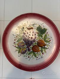 Piatto di ceramica vietrese di Benvenuto Apicella