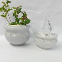 VASO E LAMPADA A MEZZA LUNA IN MARMO BIANCO PER LO