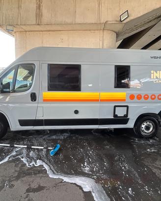 Camper Furgonato Fiat Ducato Weinsberg Carabus 600