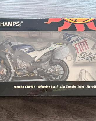 🏁 Valentino Rossi Yamaha YZR-M1 2007  1:12