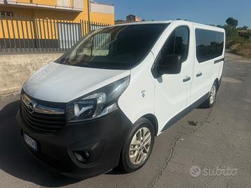 Opel Vivaro 9 posti